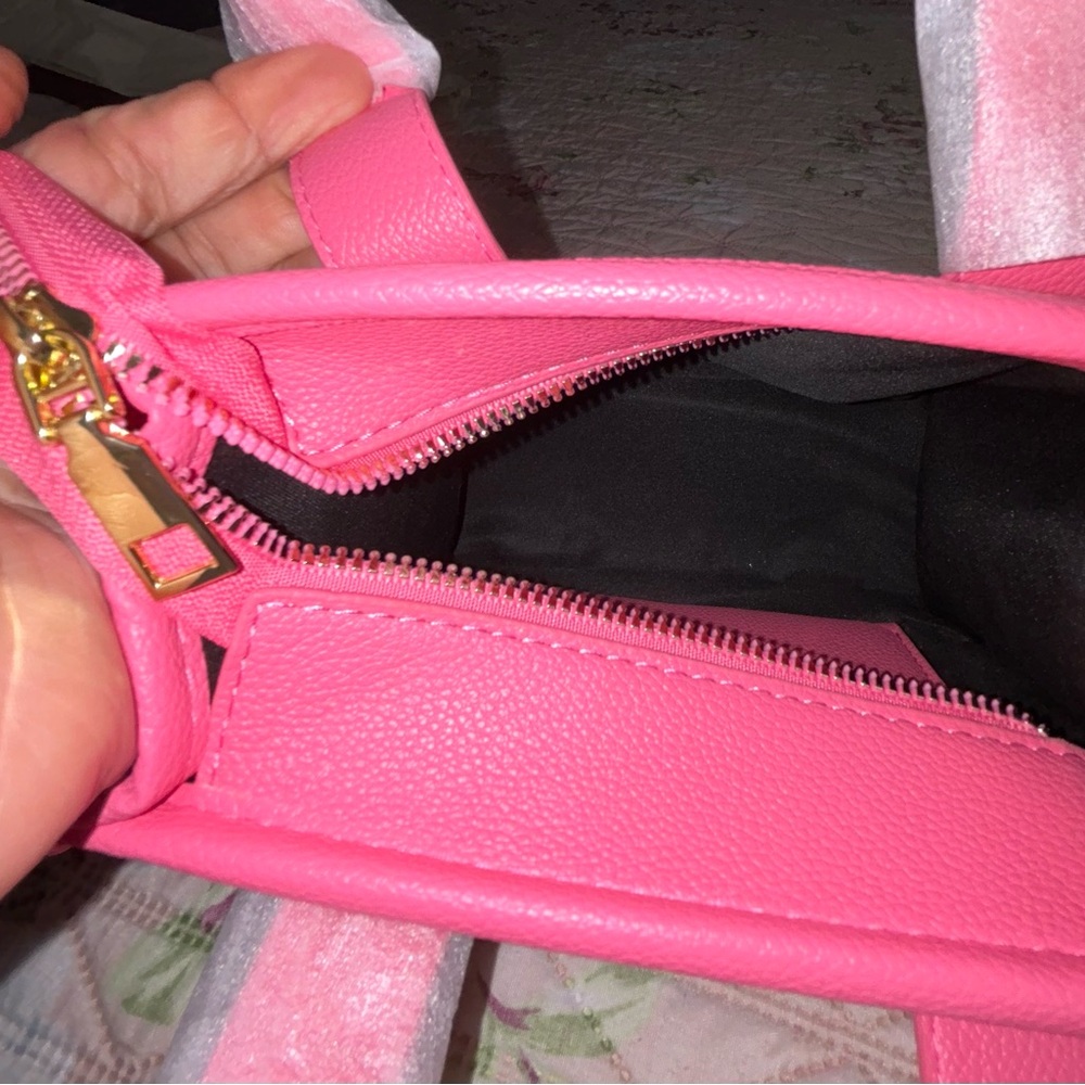Cute small pink glitter sequin tote bag. - Picture 6 of 7